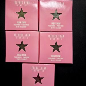 Jeffree Star Freak Show Pressed Pigment- Vibrant Pink 1 Piece